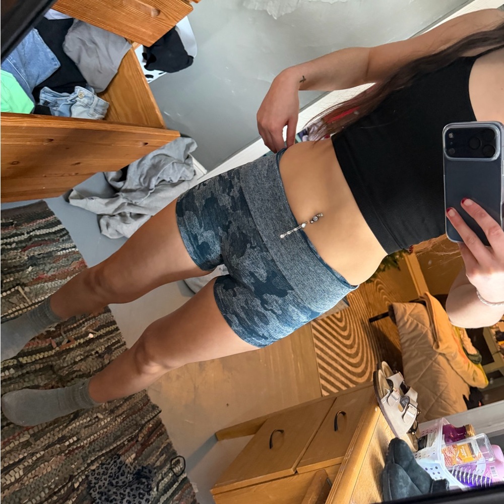 Marshalls Women's Blue Camouflage Bike Shorts - Picture 2 of 3